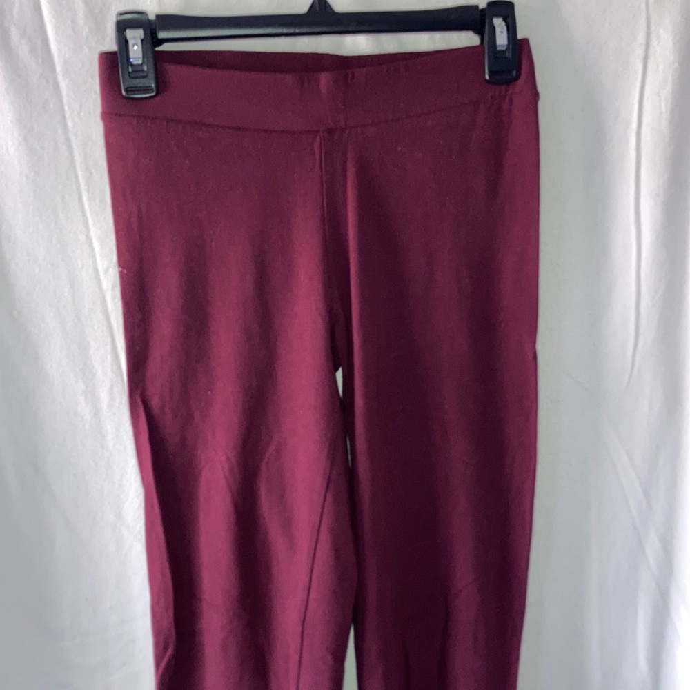 SIMPLY VERA VERA WANG MAROON LEGGINGS